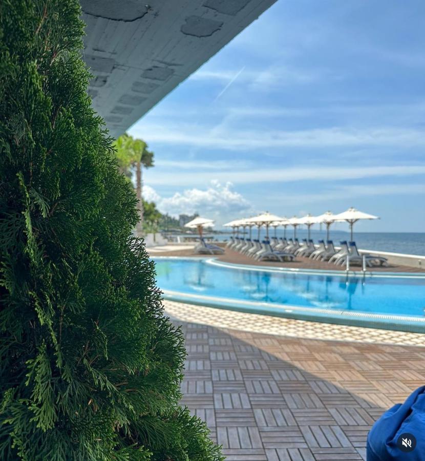 Sea&Sun&Sand Luxury Apartment In Durrës Kültér fotó