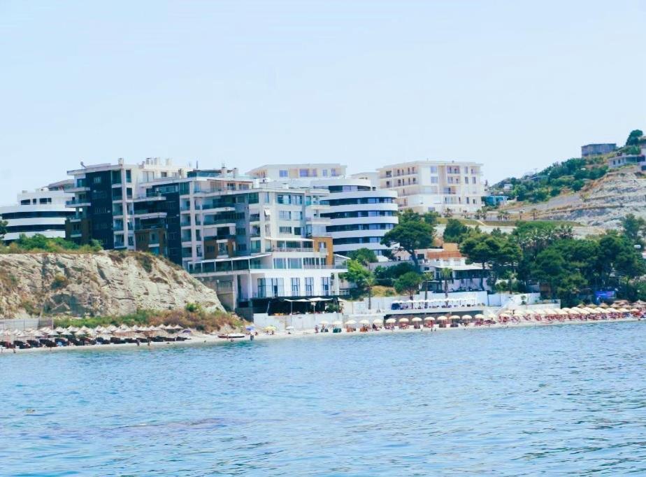 Sea&Sun&Sand Luxury Apartment In Durrës Kültér fotó