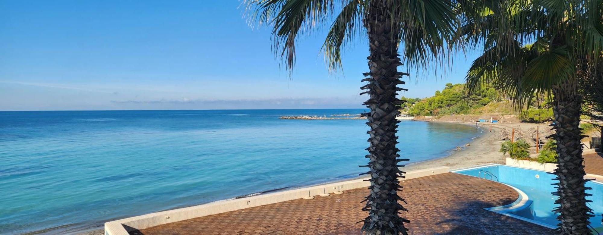 Sea&Sun&Sand Luxury Apartment In Durrës Kültér fotó